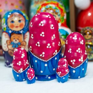 búp bê nga 5 lớp 15cm ôm mèo