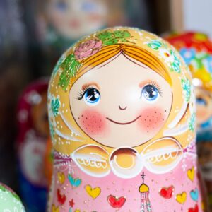 BÚP BÊ NGA CAO CẤP 10 LỚP MISA VÀ MÈO