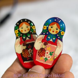 NAM CHÂM BÚP BÊ NGA