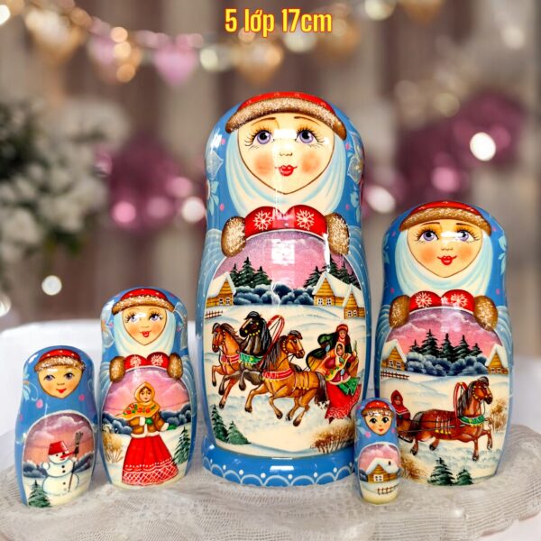 BÚP BÊ NGA 5 LỚP 17CM LỄ HỘI MÙA ĐÔNG