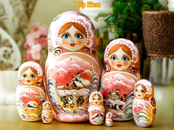 BÚP BÊ NGA 7 LỚP 22CM MÙA ĐÔNG HỒNG