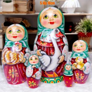 BÚP BÊ NGA 5 LỚP 18CM ÔM NGỖNG