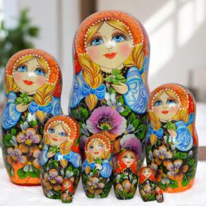 BÚP BÊ NGA 9 LỚP 21CM HOA