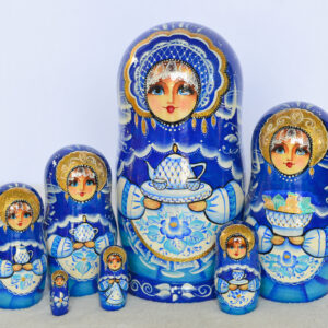 búp bê Nga 7 lớp 22cm mời trà