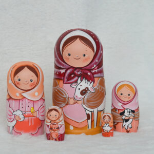 búp bê Nga 5 lớp 11cm ôm thú cưng