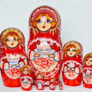 búp bê Nga 8 lớp 22cm mời trà đỏ