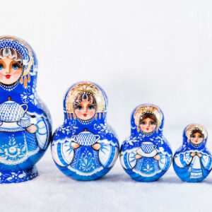 BÚP BÊ NGA 5 LỚP 15CM MỜI TRÀ