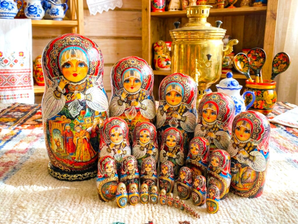 BÚP BÊ NGA CAO CẤP CỠ LỚN